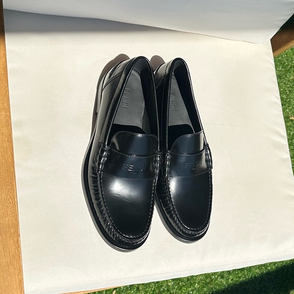 Fendi Men’s Black Loafers